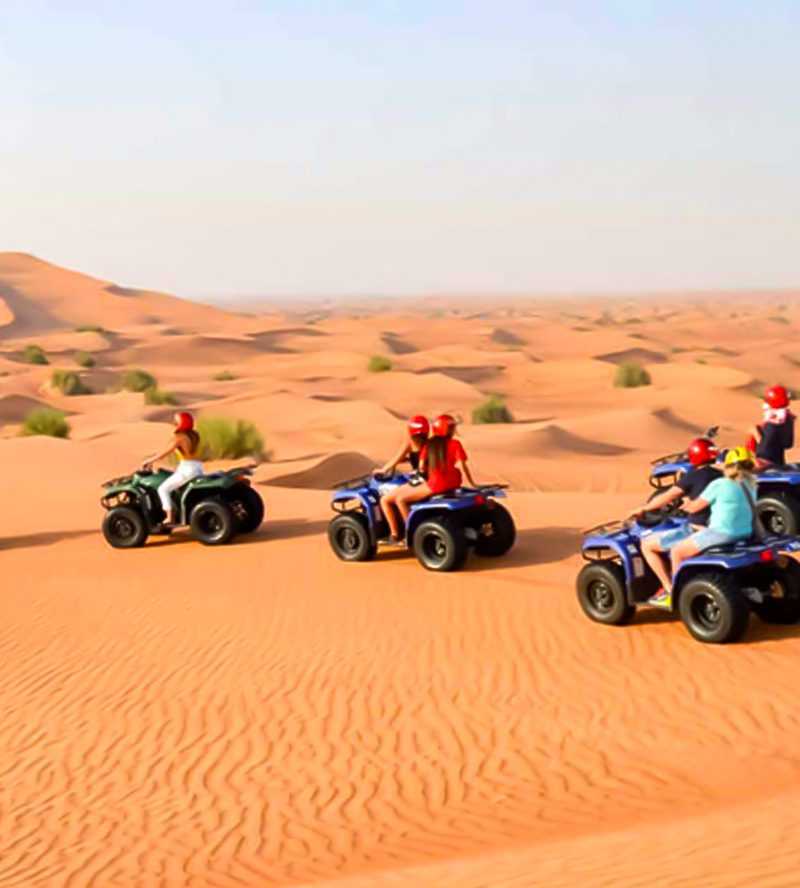 Erleben Sie ein Abenteuer in der Wüste beim Quadfahren in Dubai.