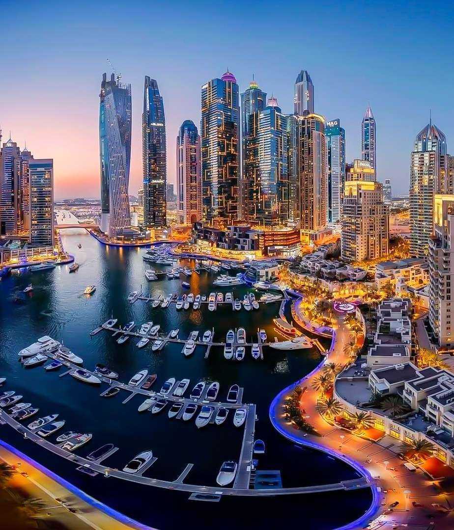 Castorland Dubai at Night Jigsaw Puzzle