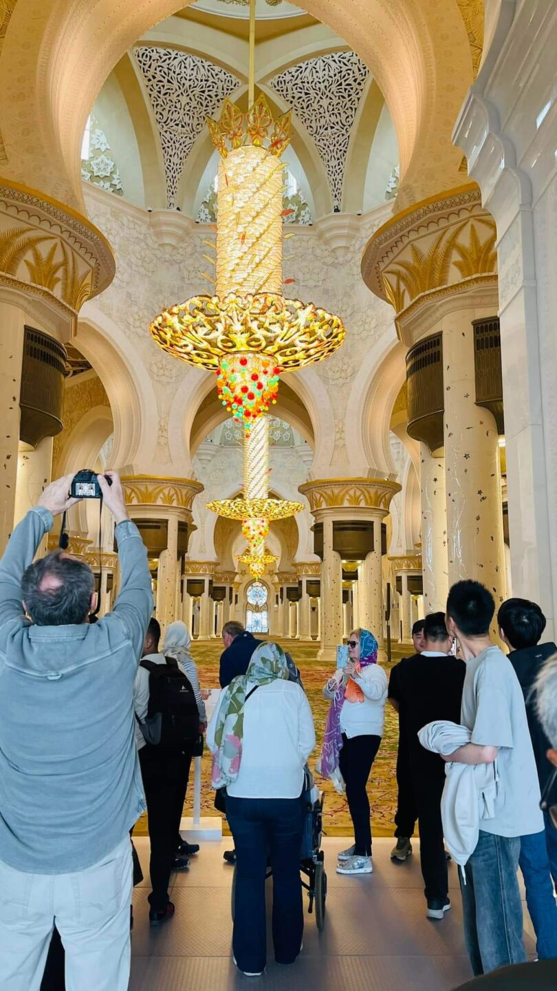 Abu Dhabi city tour from Dubai