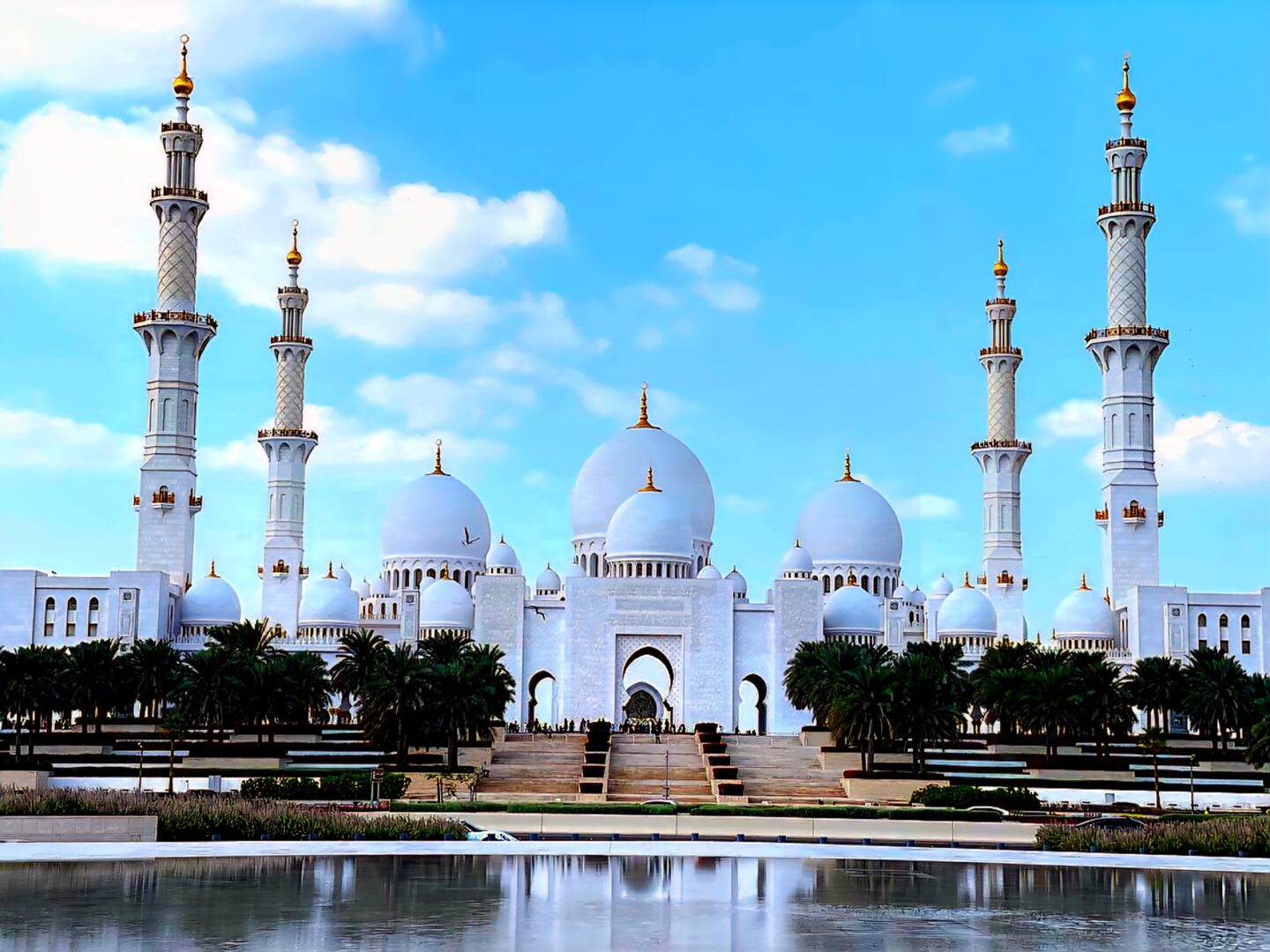 Abu Dhabi city tour from Dubai