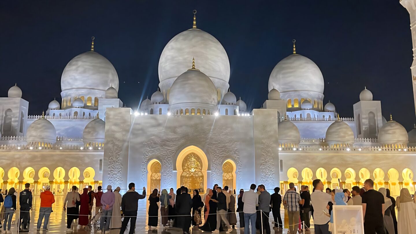 Abu Dhabi im Abendlicht – Ein unvergessliches Erlebnis