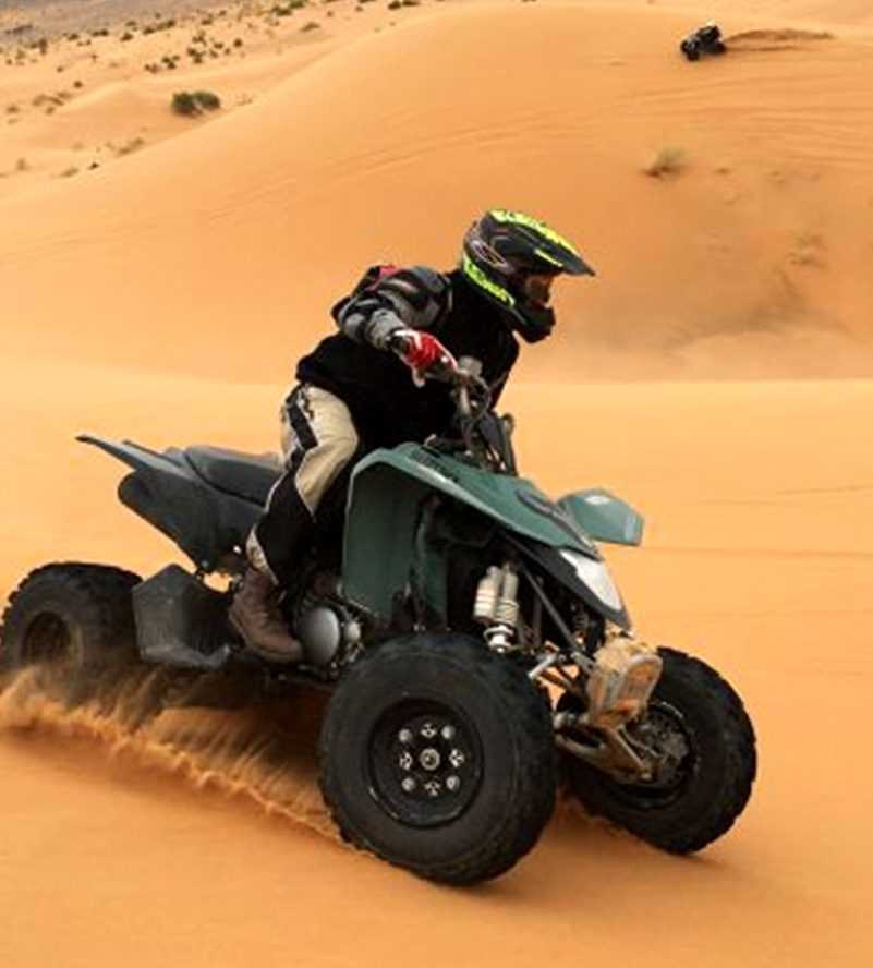 Quadfahren in Dubai.