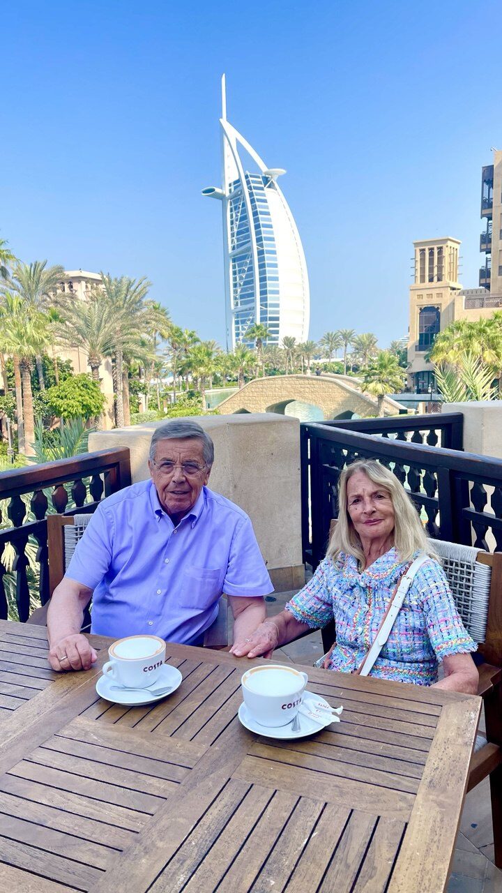 photo_5882119220282198853_y