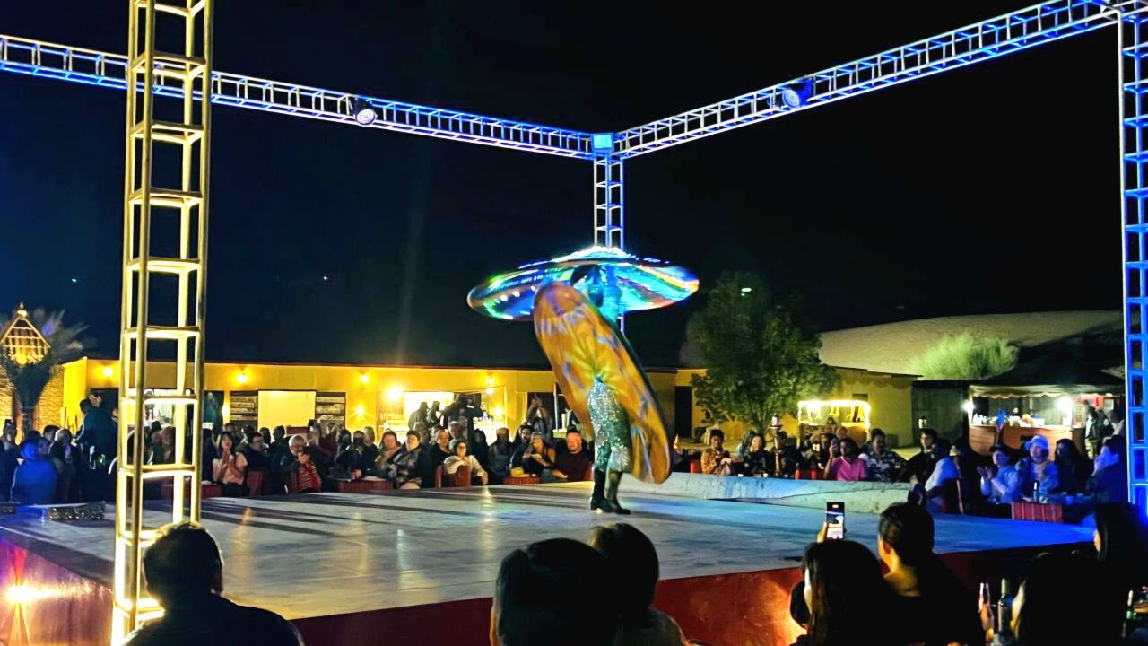 Derwisch-Show – faszinierende traditionelle Aufführung in Abu Dhabi.