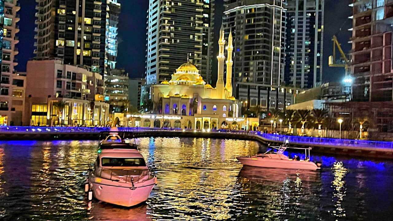 photo_5882119220282199128_y