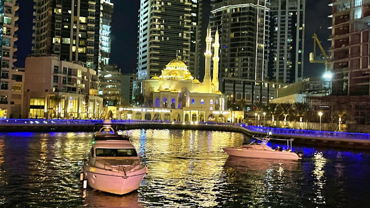 photo_5882119220282199134_y