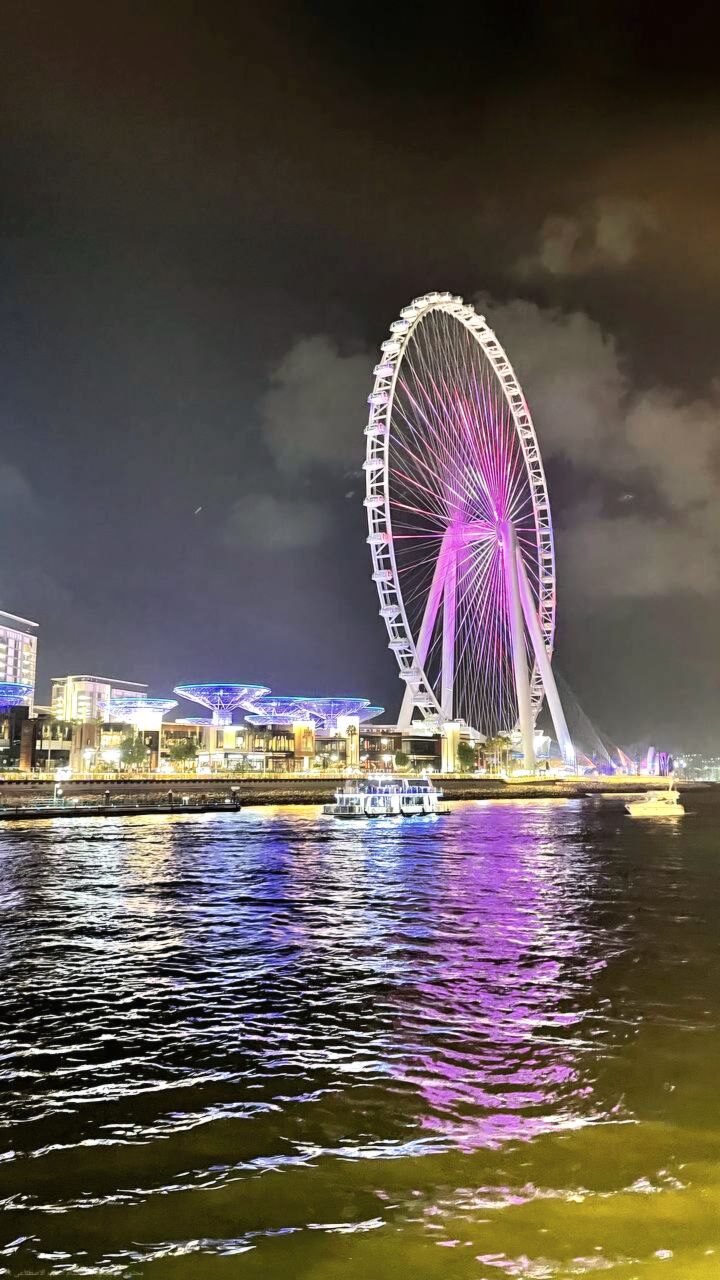 photo_5882119220282199149_y