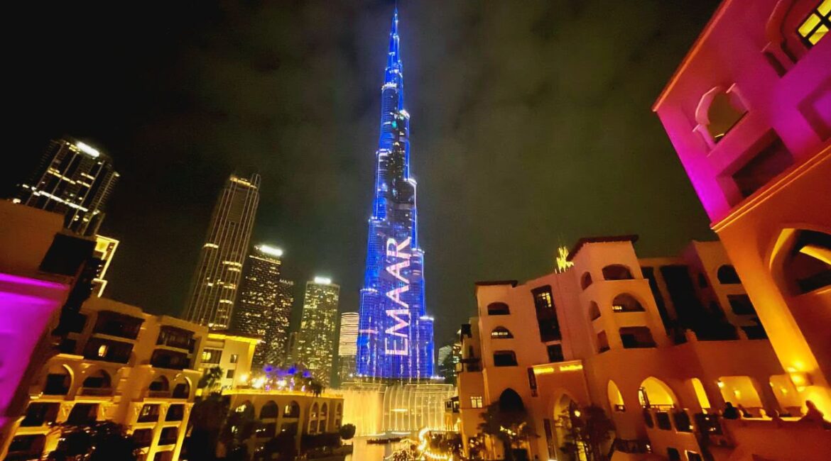 Burj Khalifa – Das Höchste Gebäude Der Welt Im Dubai Downtown, Mit Den Höchsten Aussichtsplattformen Weltweit, Beliebtes Touristenziel Und Ikonisches Wahrzeichen In Den Vae.