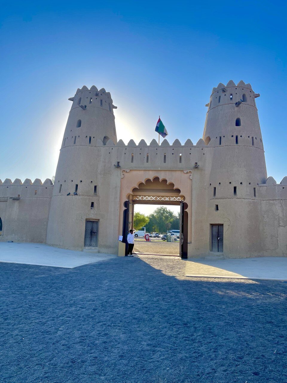 photo_5886709780112411830_y