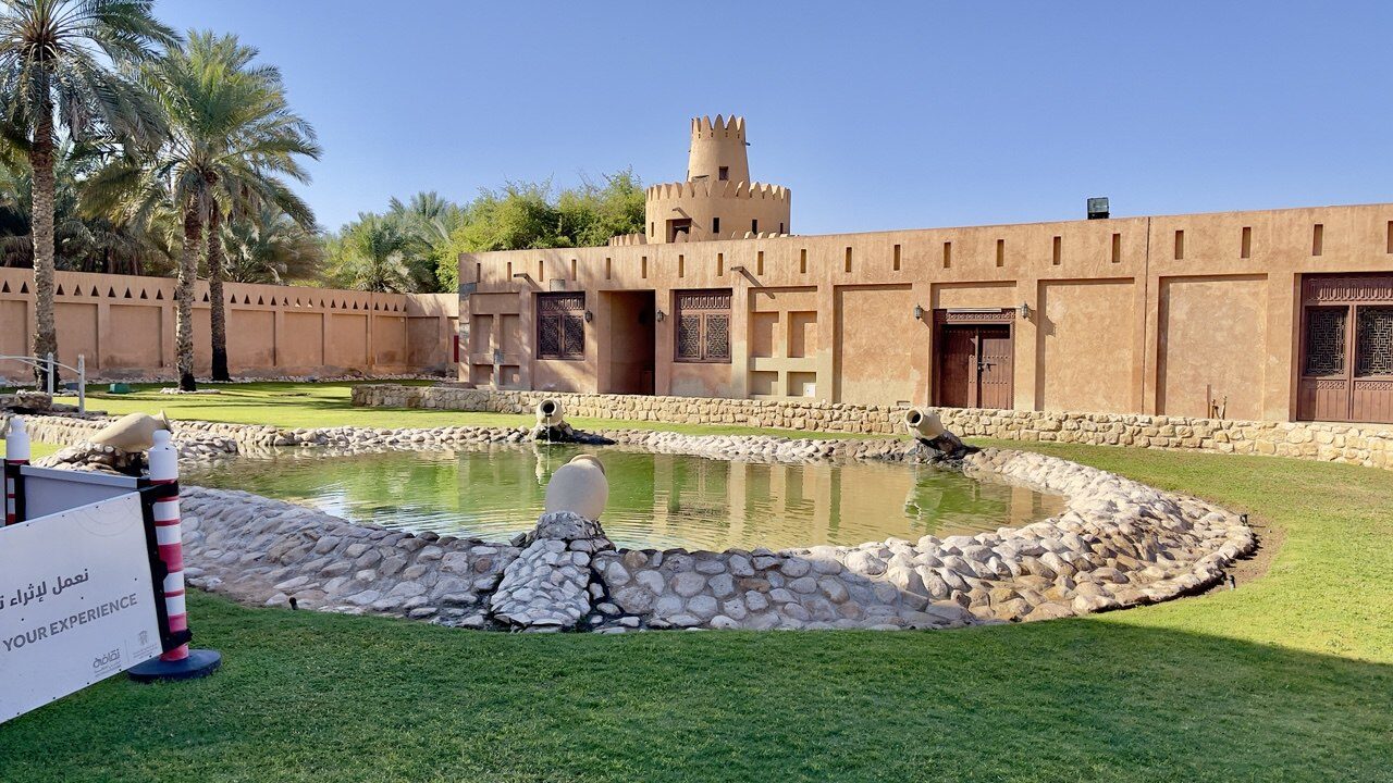 photo_5886709780112411867_y