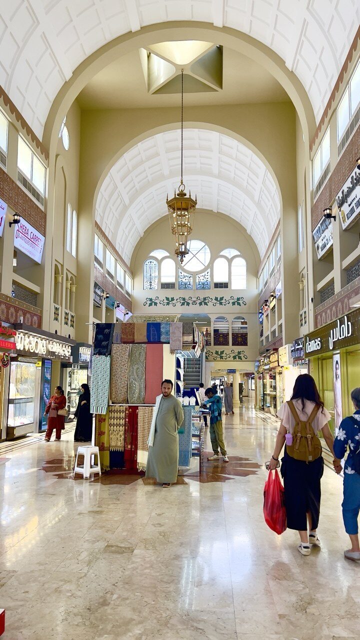Zentraler Markt in Sharjah. der blaue markt