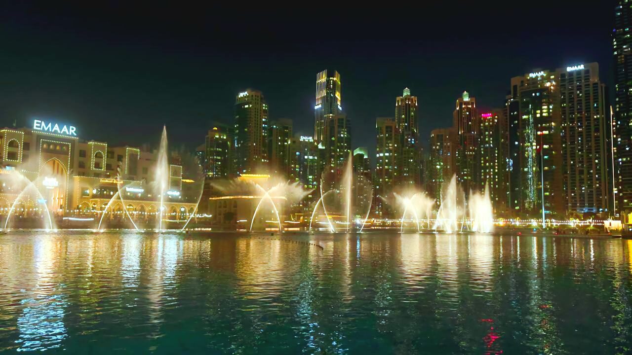 wasserspiel im dubai mall
