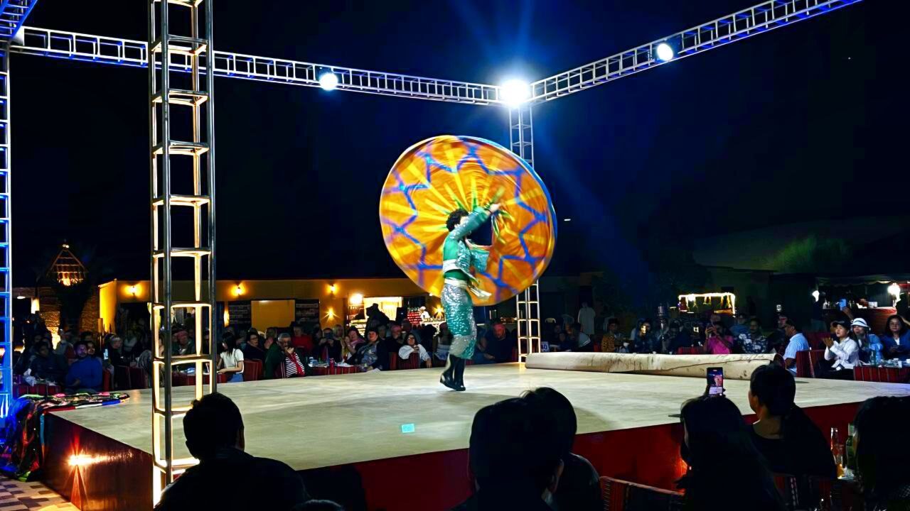 photo_5888578541857737829_y