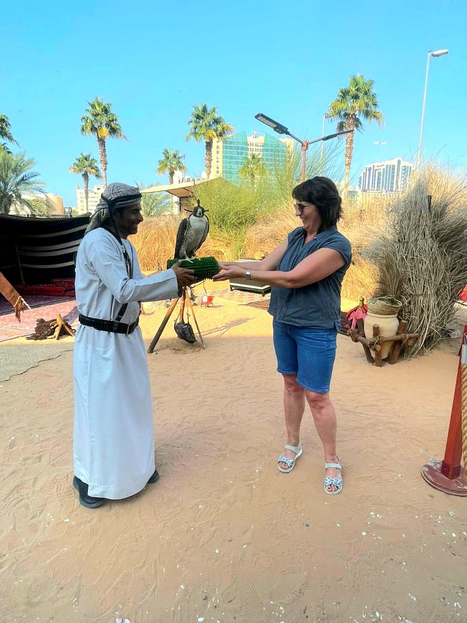 photo_5890830341671422774_y