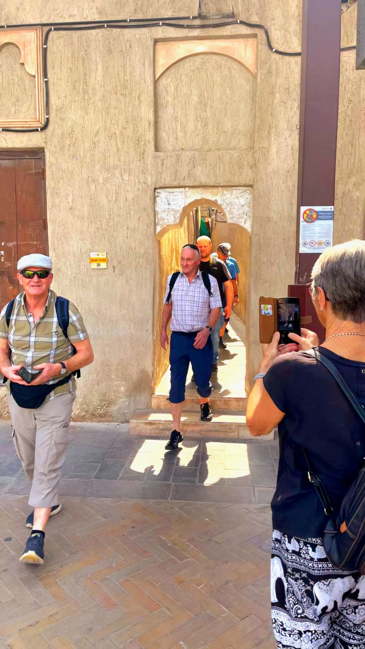 photo_5890830341671422792_y