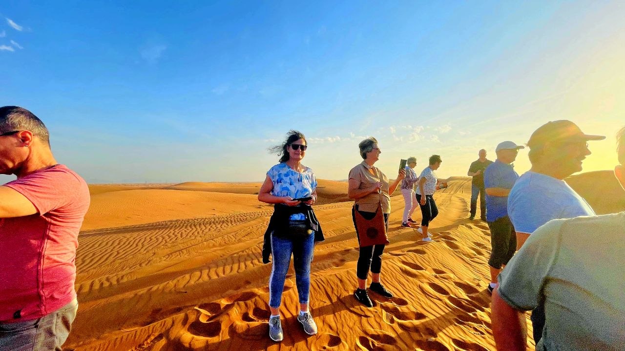 photo_5895418260096748466_y